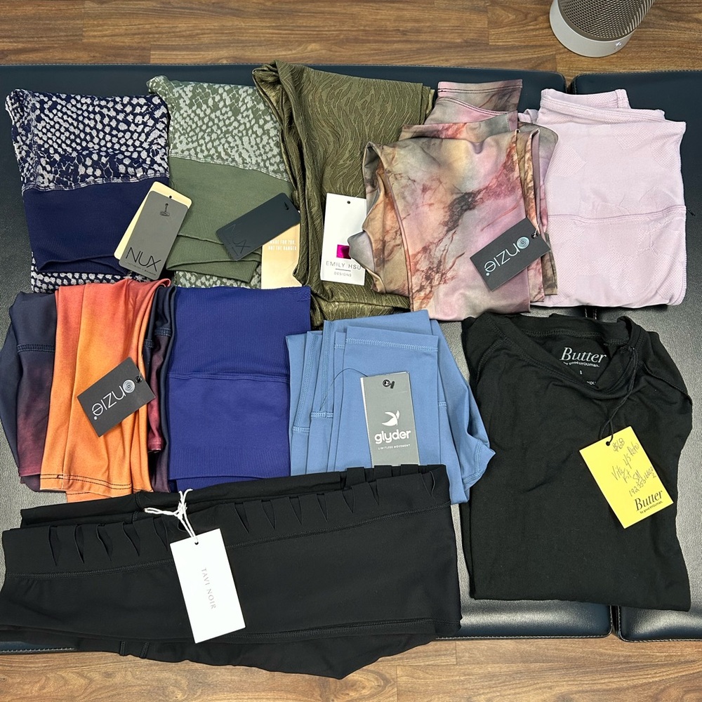 NWT women’s activewear size S lot